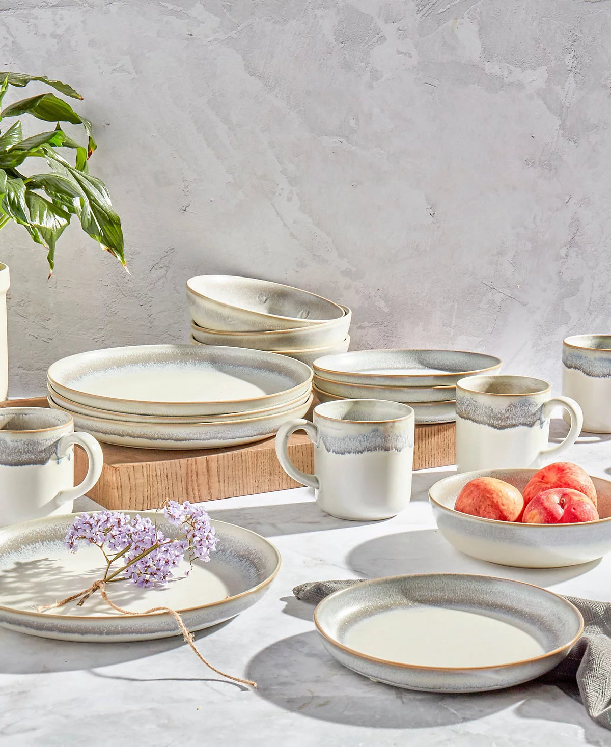 Aparelho de Jantar e Chá em Porcelana Contemporâneo Robusto Izumi - 16 Peças