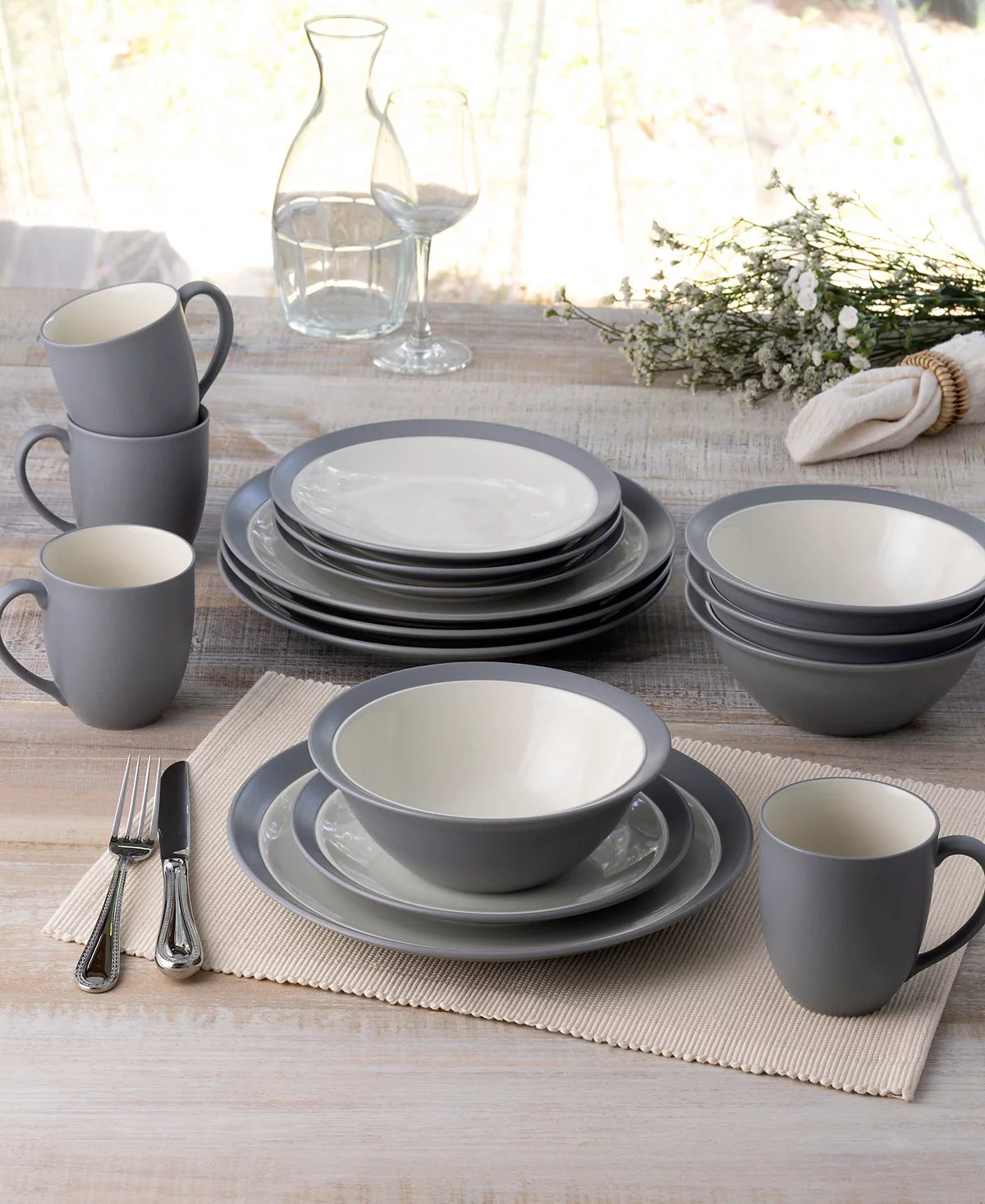 Aparelho de Jantar e Chá em Porcelana Clássico Urnato - 16 Peças