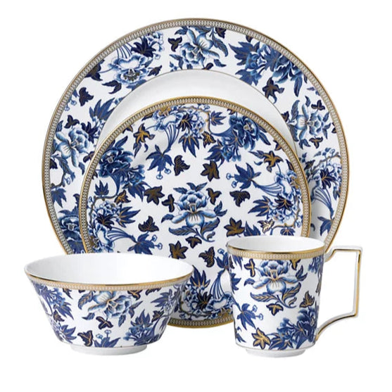 Aparelho de Jantar e Chá em Porcelana Decorado Com Acabamento Dourado Ondina - 16 Peças